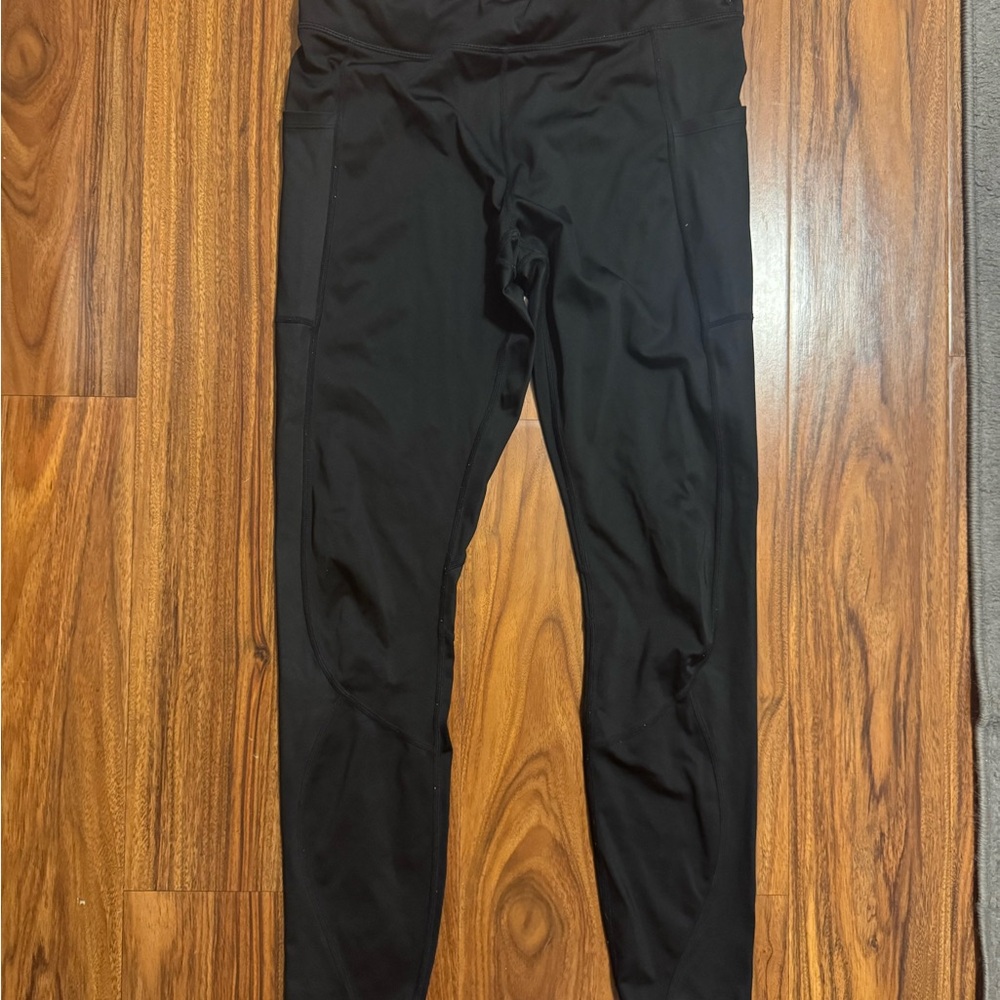 Black athletic Fabletics Leggings
